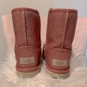UGG little girl size 1 Glitter Pink Boots